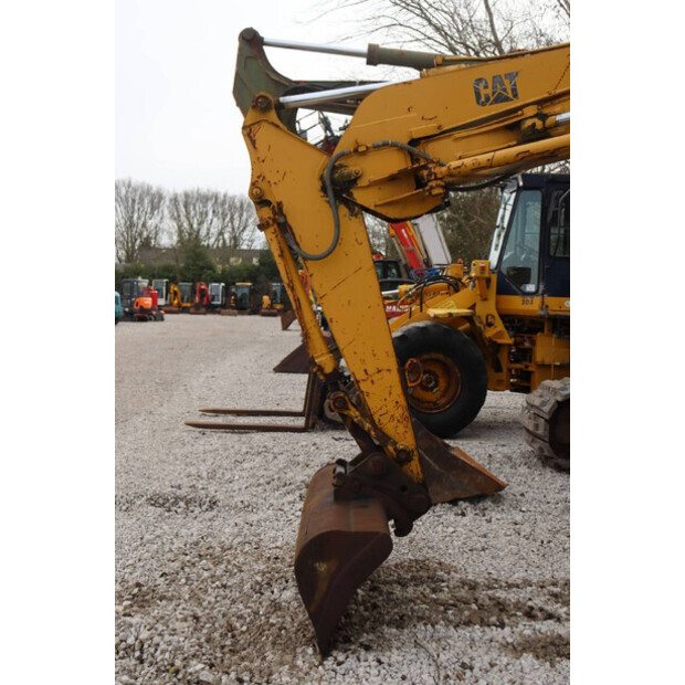 Caterpillar E70B-46269554