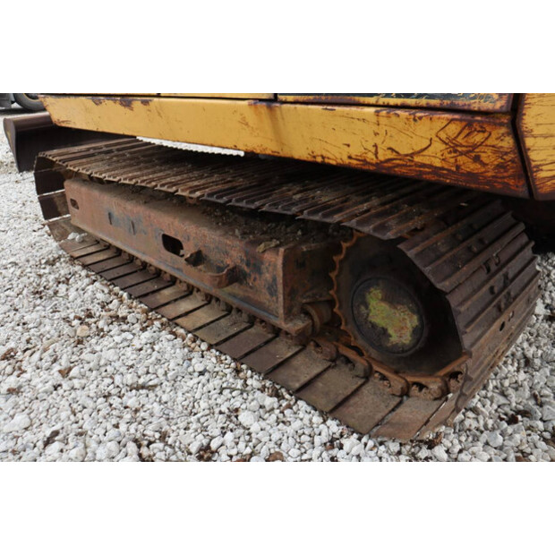 Caterpillar E70B-46269561