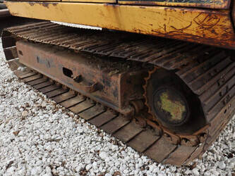 caterpillar-e70b-1436937-46269561