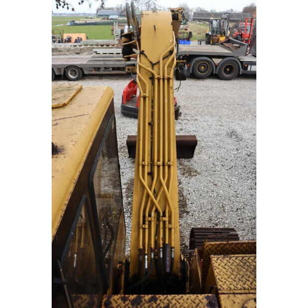 Caterpillar E70B-46269566