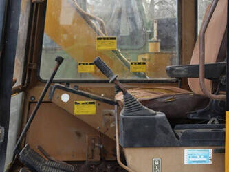 caterpillar-e70b-1436937-46269568