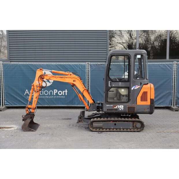 دووسان D18 VT-46269712