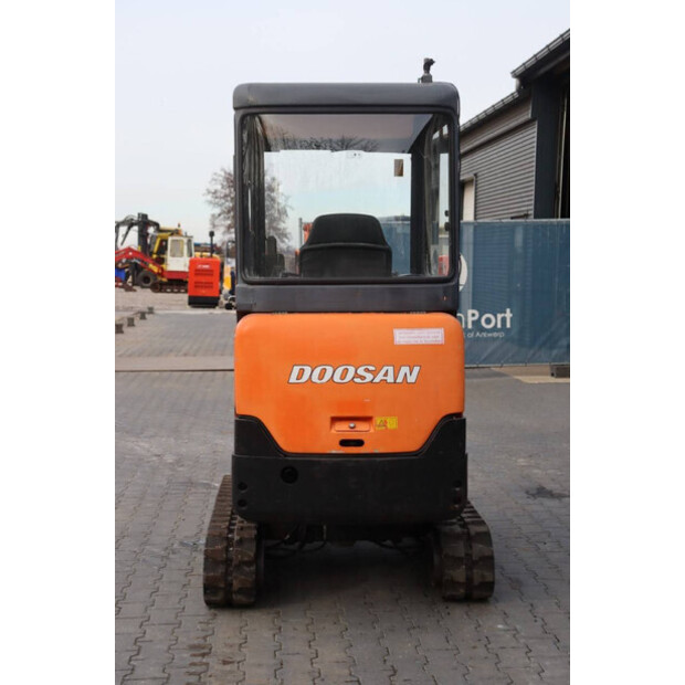 دووسان D18 VT-46269715