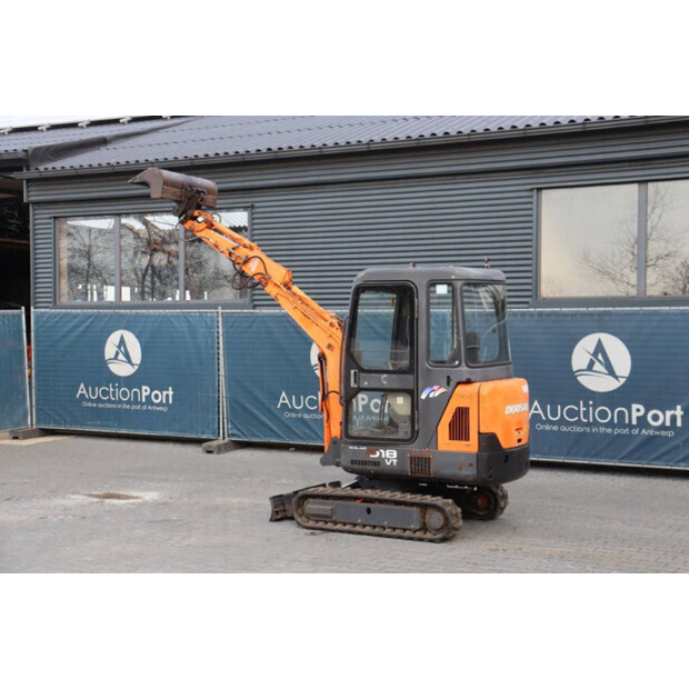 دووسان D18 VT-46269744