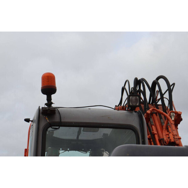 2007 Hitachi ZX160W-46269768