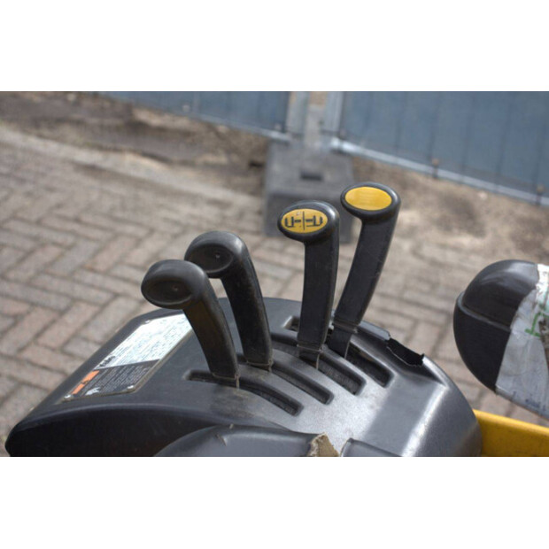 2006 Yale ERP18ATF E2130-46269812