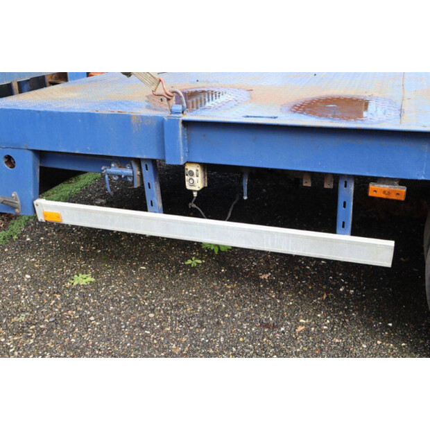 1981 بولتويس T24L-46270071