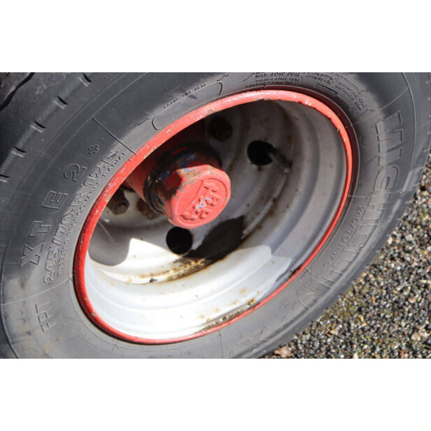 1981 بولتويس T24L-46270076