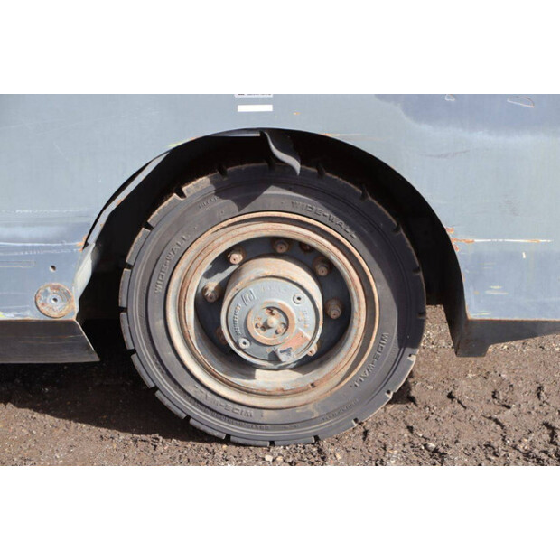 2004 رافو 540-46270095