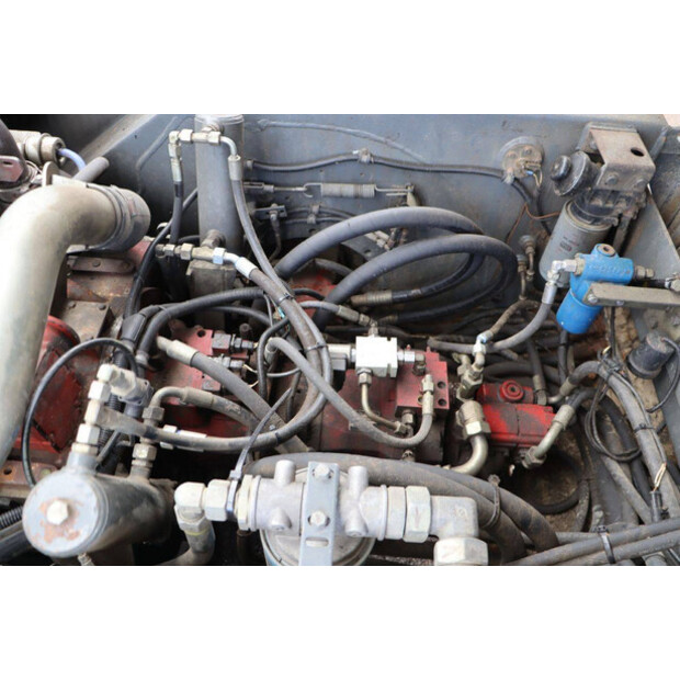 2004 رافو 540-46270103