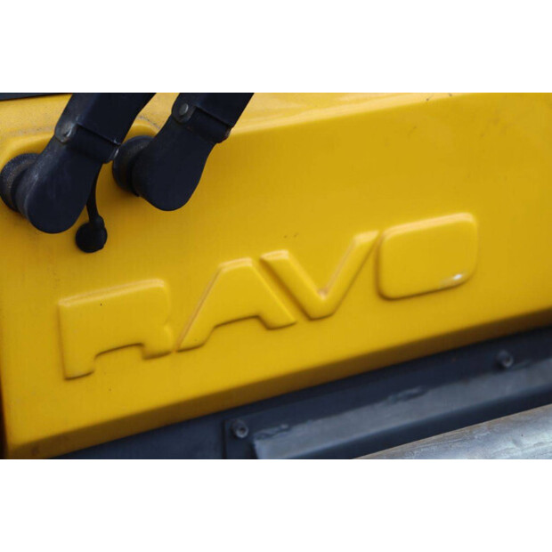 2004 رافو 540-46270122