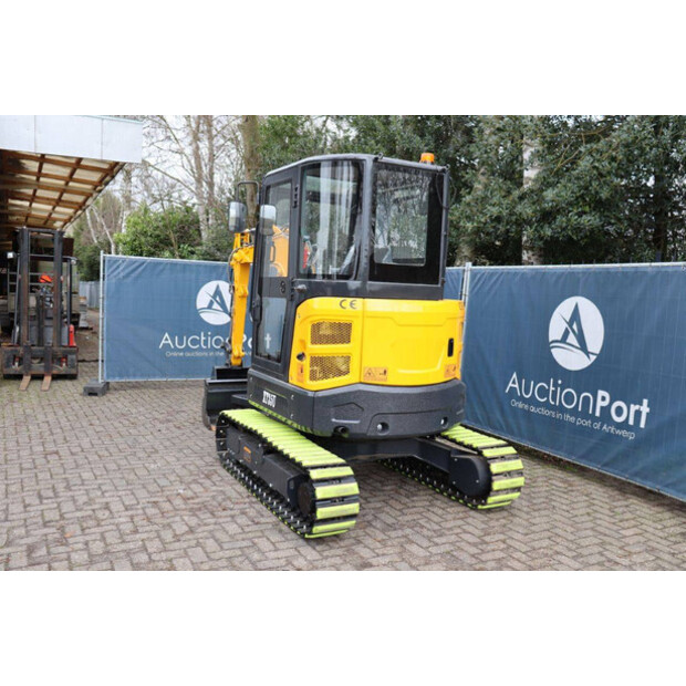 2025 Landward XT35U-46270128