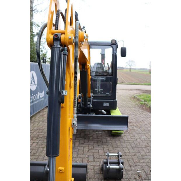 2025 Landward XT35U-46270132