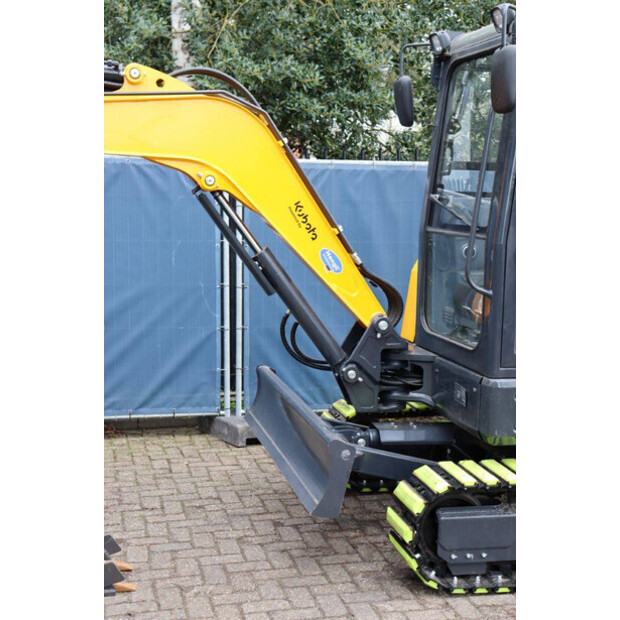 2025 Landward XT35U-46270137