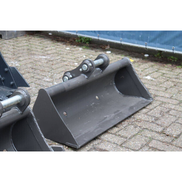 2025 Landward XT35U-46270140