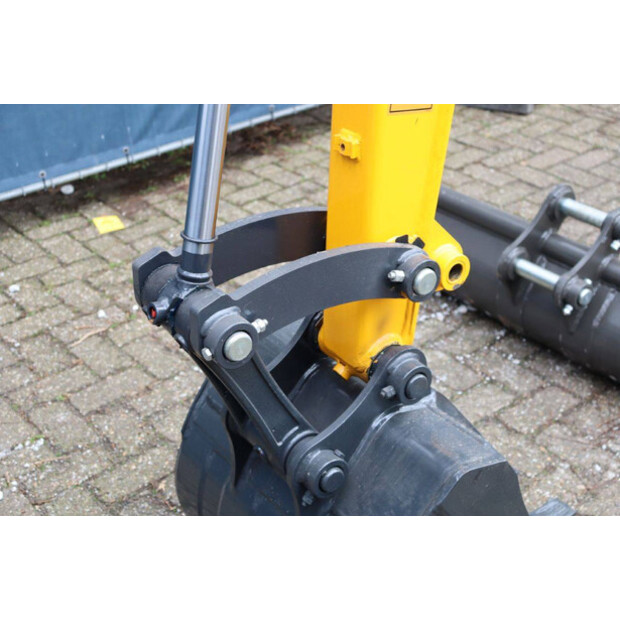 2025 Landward XT35U-46270146