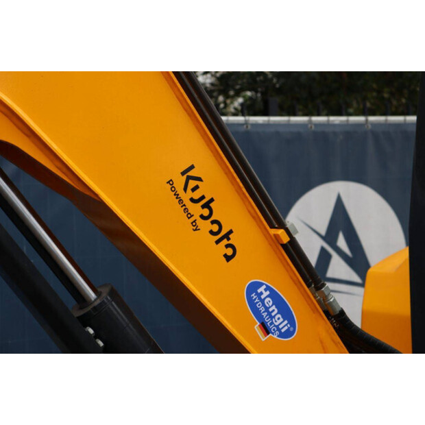 2025 Landward XT35U-46270148