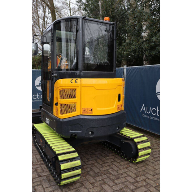 2025 Landward XT35U-46270153