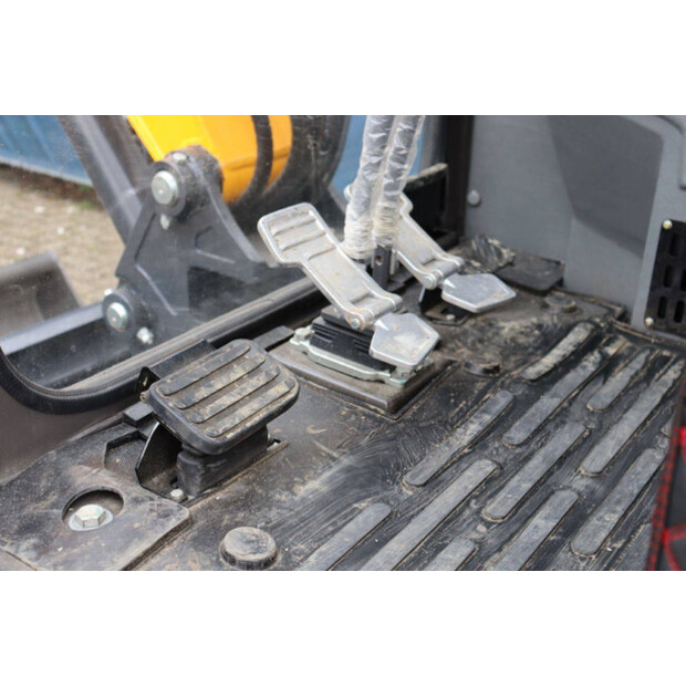 2025 Landward XT35U-46270165