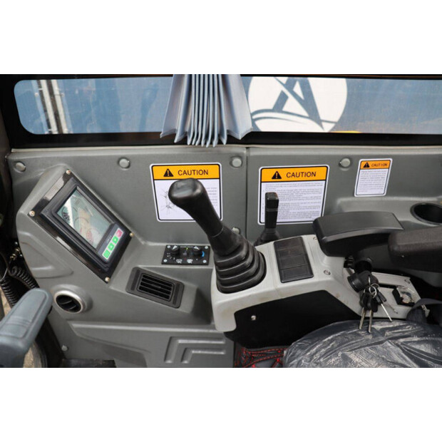 2025 Landward XT35U-46270166