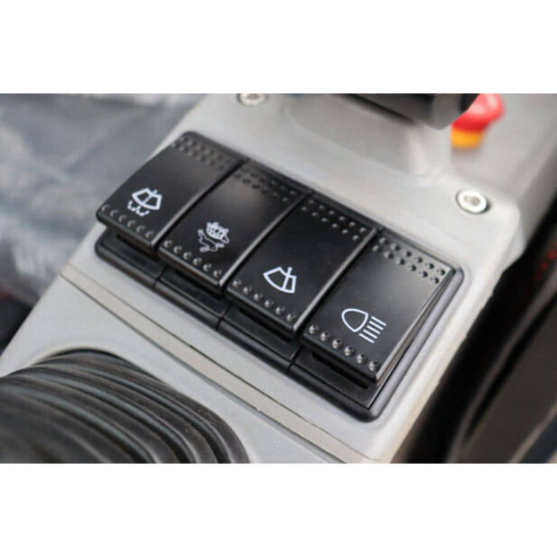 2025 Landward XT35U-46270177