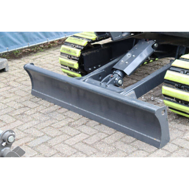 2025 Landward XT35U-46270182