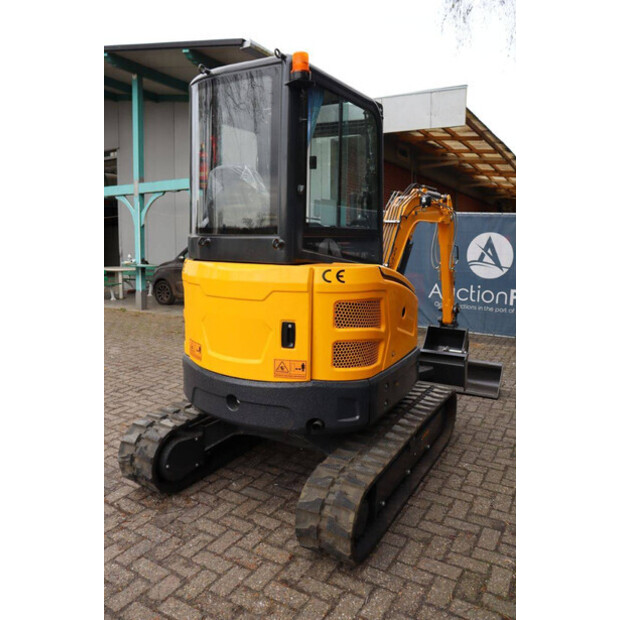 2025 Landward XT25U-46270188