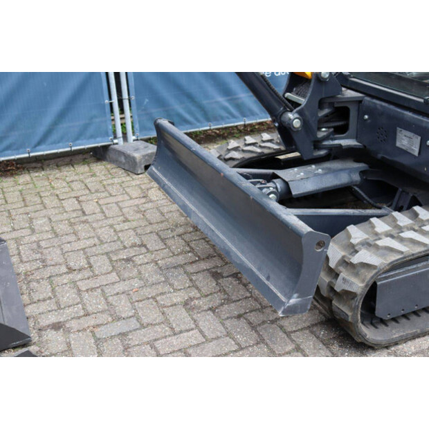 2025 Landward XT25U-46270197