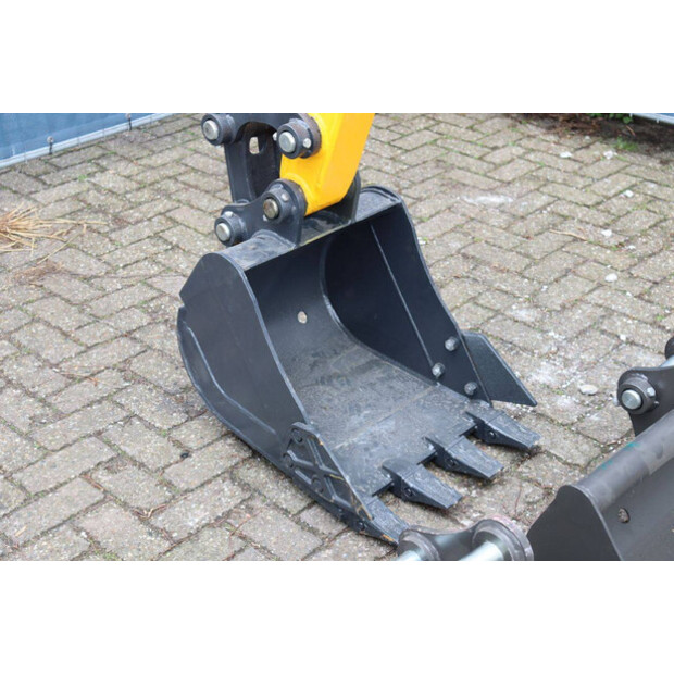 2025 Landward XT25U-46270200