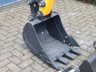 2025-landward-xt25u-46270200