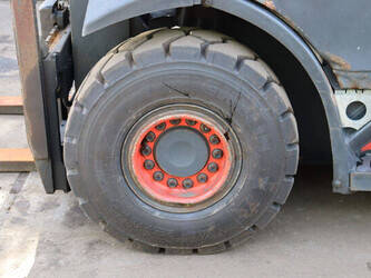 2018-linde-h25t-02-1436960-46270255