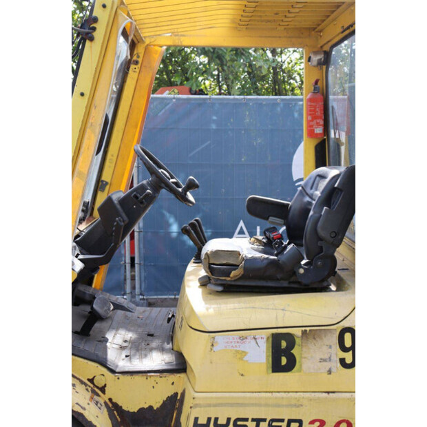 2001 هايستر H2.00XM-46270311