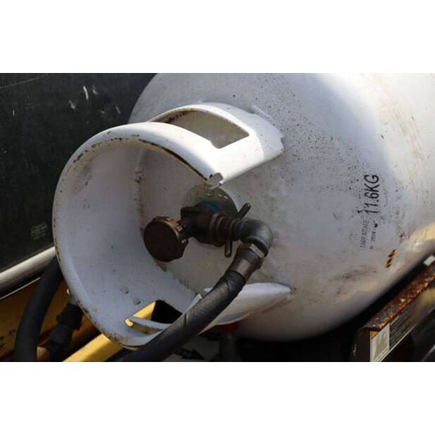 2001 هايستر H2.00XM-46270351