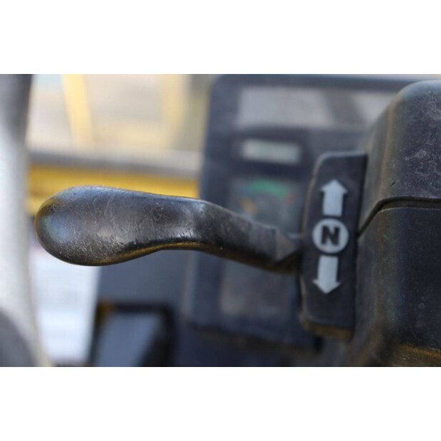 2001 هايستر H2.00XM-46270368