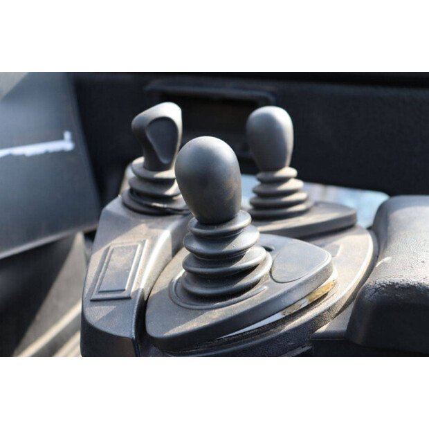 2007 Linde H25T-46270477