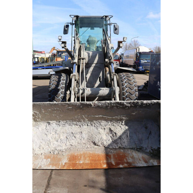 2003 CASE 521D-46270497