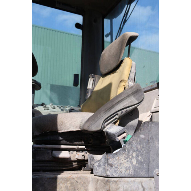 2003 CASE 521D-46270516