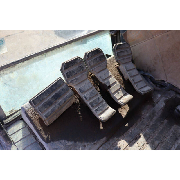 1996 CASE 1188-LC-46270569