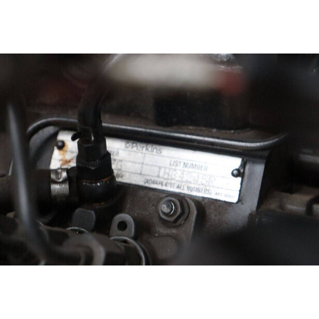 2021 جيه سي بي 16C-1 T3-46270606