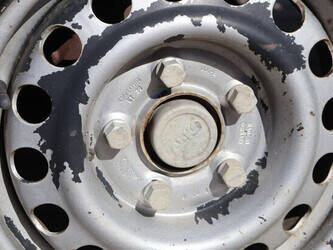 2016-brian-james-t-02-t-46270849