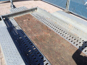 2016-brian-james-t-02-t-46270853