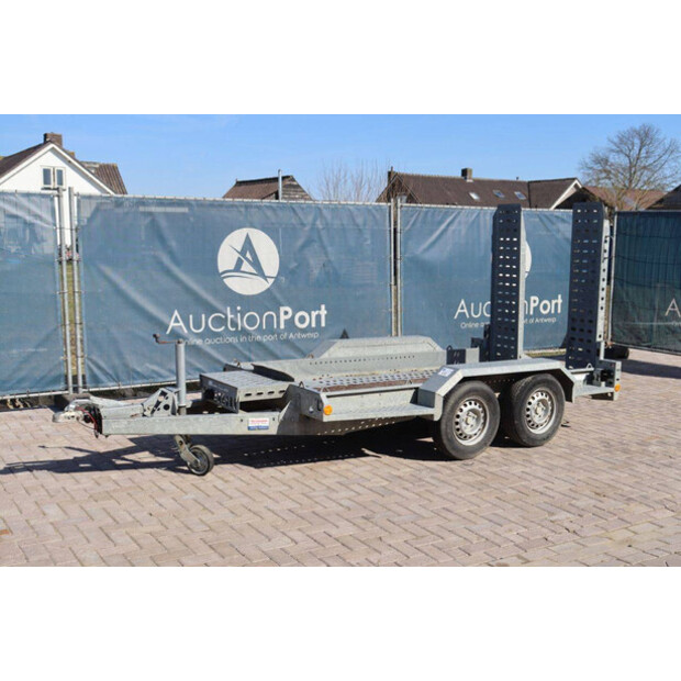 2016 Brian James CARGO-46270855