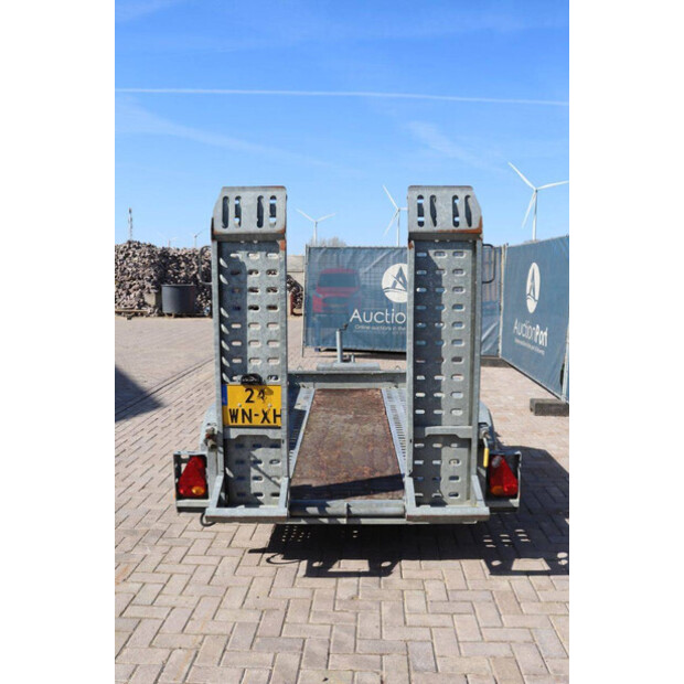 2016 Brian James CARGO-46270857