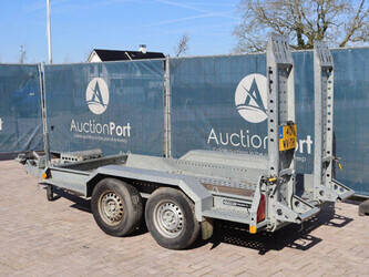 2020-brian-james-t-02-t-46270873