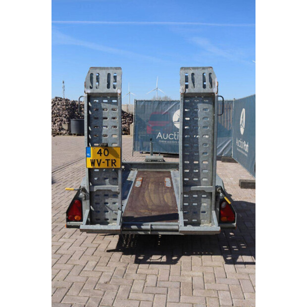 2020 بريان جيمس T-02-T-46270874