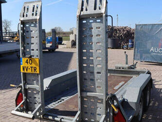 2020-brian-james-t-02-t-46270875