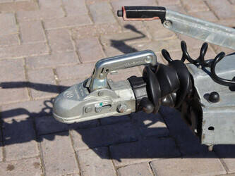 2020-brian-james-t-02-t-46270879