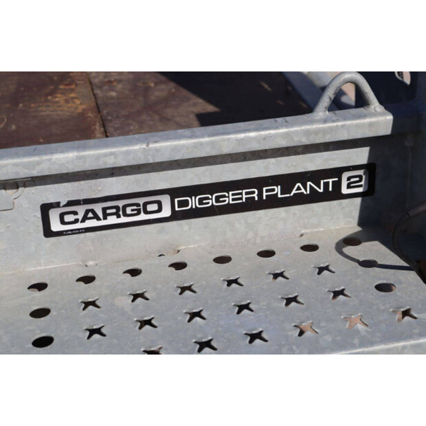 2020 بريان جيمس T-02-T-46270885