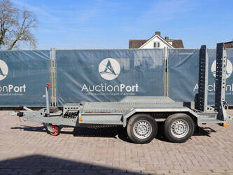 2019-brian-james-t-02-t-46270909