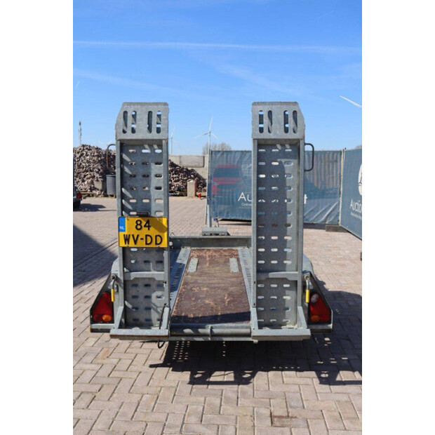 2019 Brian James T-02-T-46270911